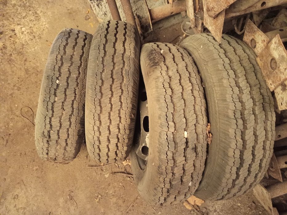 Rodas completas com pneus