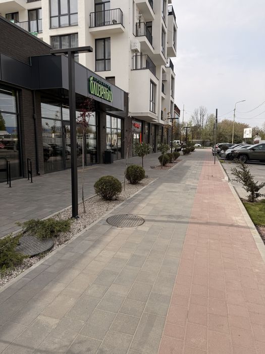Оренда комерційного приміщення в ЖК B4, вул. Бабʼяка 8