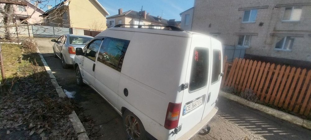 Пежо експерт 1.9 тд на запчастини або відновлення