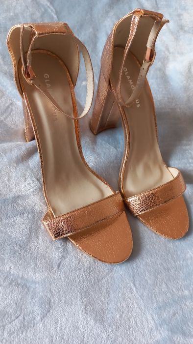 Sandálias rose gold