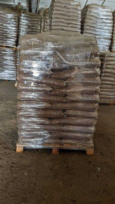 Пелета паливна дубова, сосна А5. Пеллета топливная Гранула Пеллеты