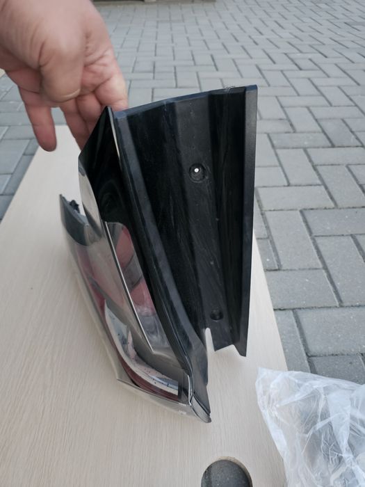 Oryginalna lampa tylna Renault Espace V