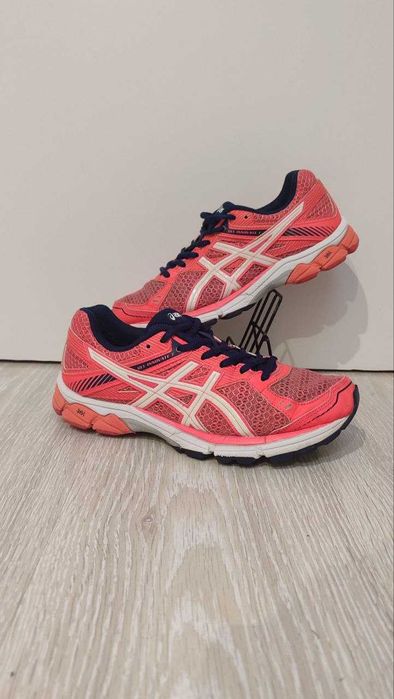 Кросівки Asics Gel-Innovate 7