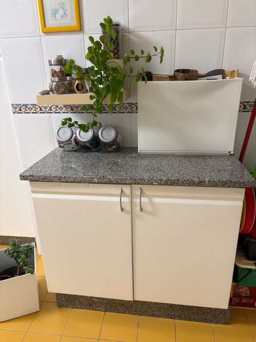 Cozinha Completa em Bom Estado – Excelente Preço