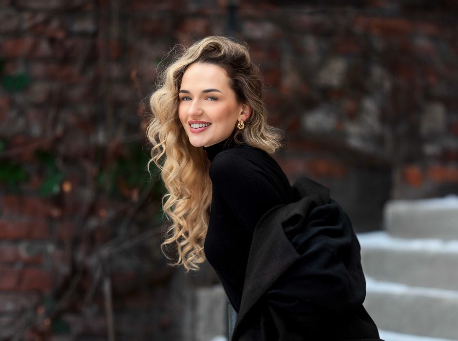 Fotografia kobieca, wizerunkowa, biznesowa, rodzinna, ślubna, ciążowa