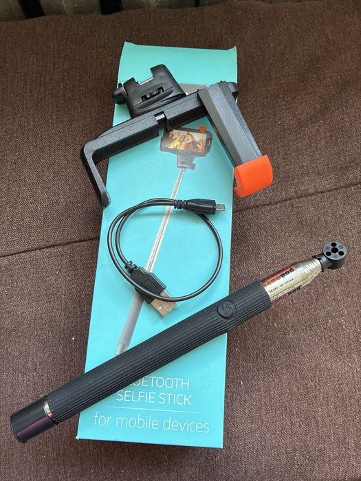 Selfie stick  bluetooth