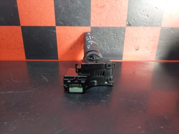 Conjunto / manetes de luzes e limpa vidros MITSUBISHI TRUCKS Canter