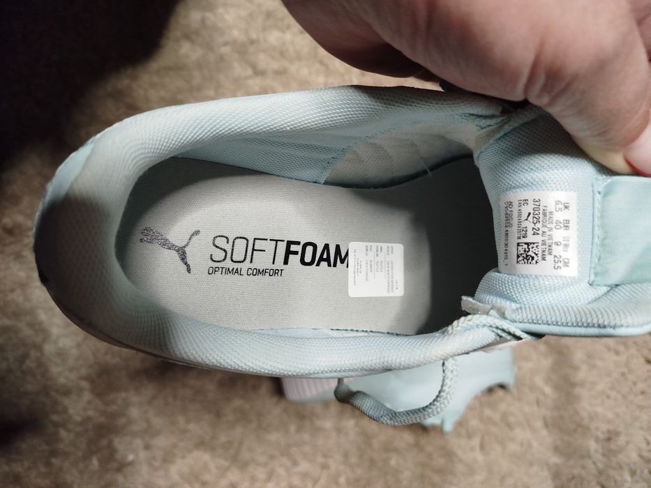 Buty sportowe damskie skórzane Puma rozmiar 40 stan idealny