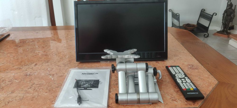 TV /Televisão de 12 voltes para autocaravana ou camião