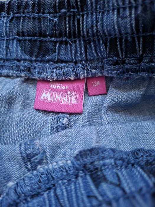 Krótkie spodenki jeansowe 134 dla dziewczynki