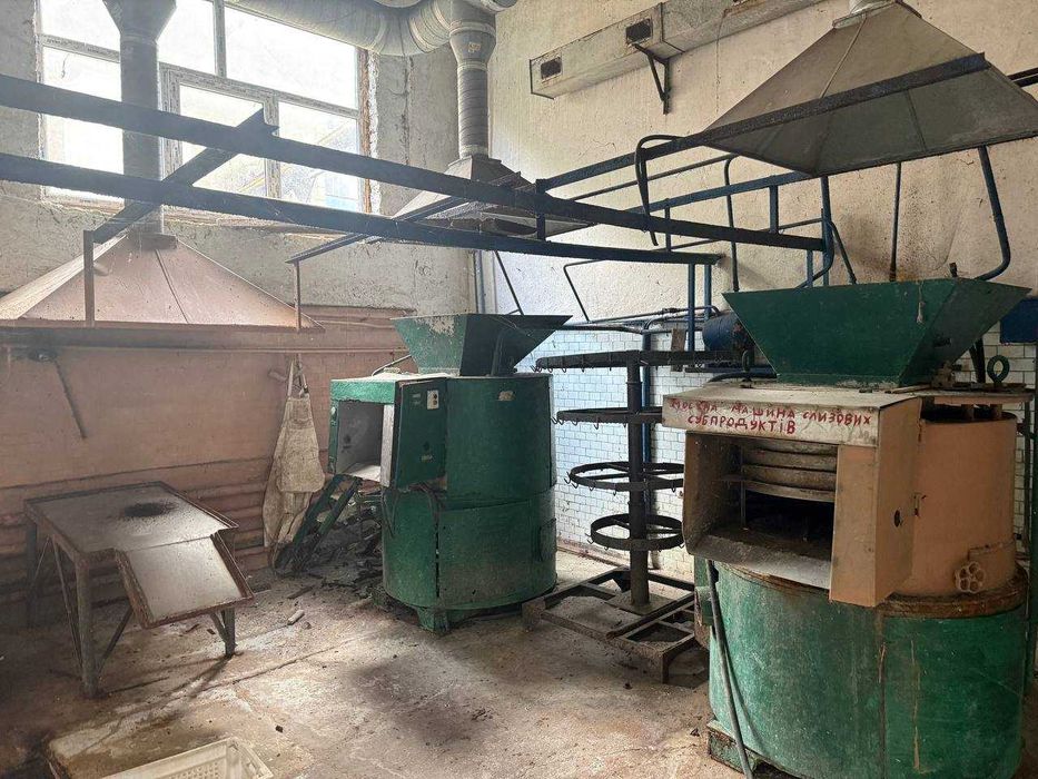 Продаж приміщення  3900 м2 в м. Жмеринка (8281)
