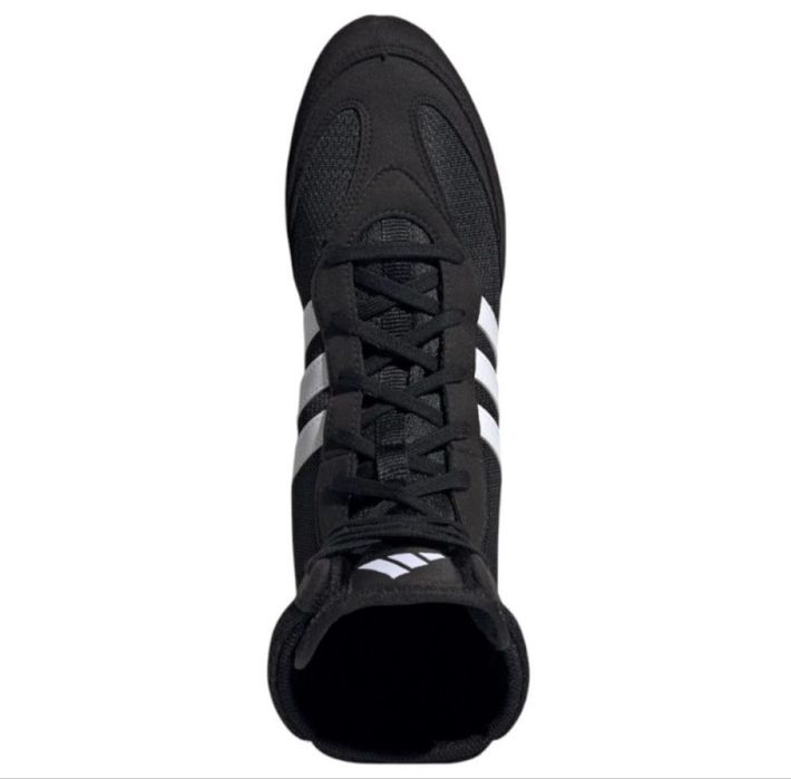 Adidas боксерки.