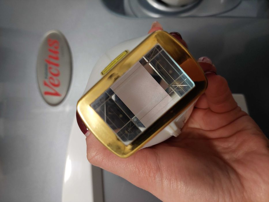 Vectus Laser Depilacja 810 nm Rok 2015 PO PRZEGLĄDZIE Gotowy do Użytku