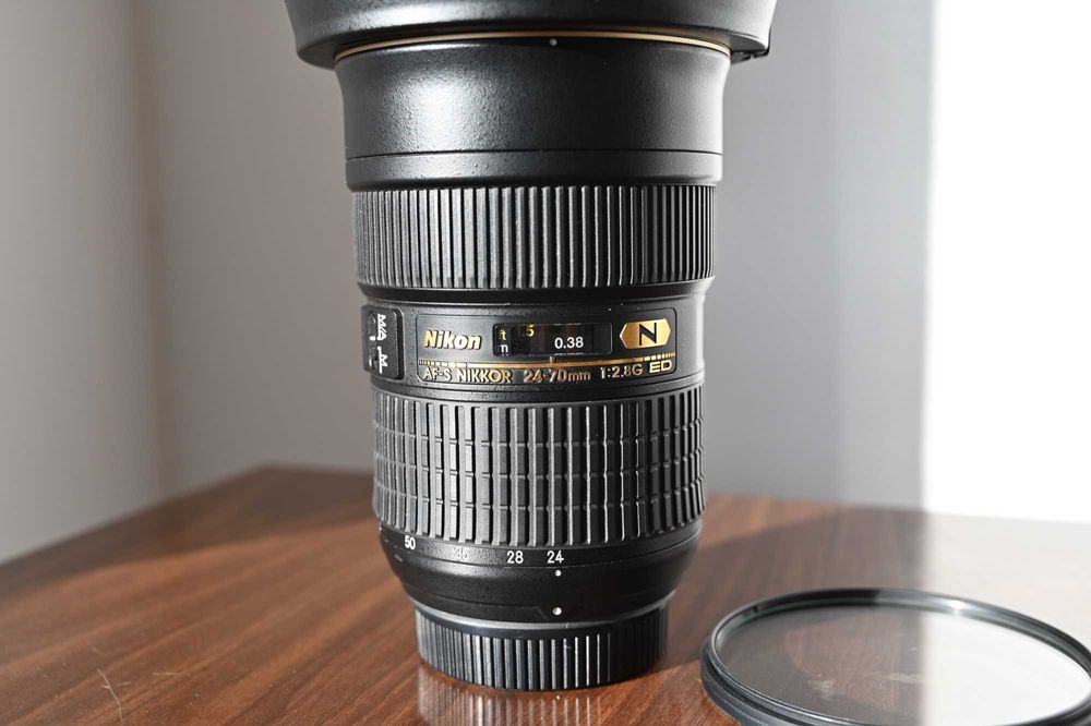 Nikon, objectiva 24 /70 2.8