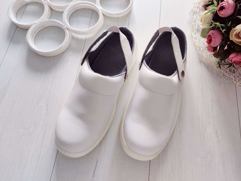 Нові білі робочі сабо для медиків 44-45 (29-29,5 см) шльопанці