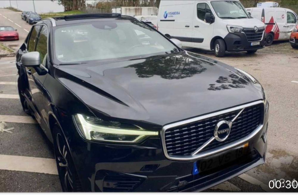 Volvo XC60 II R-Design Híbrido Plugin (NACIONAL) Trabalha e anda