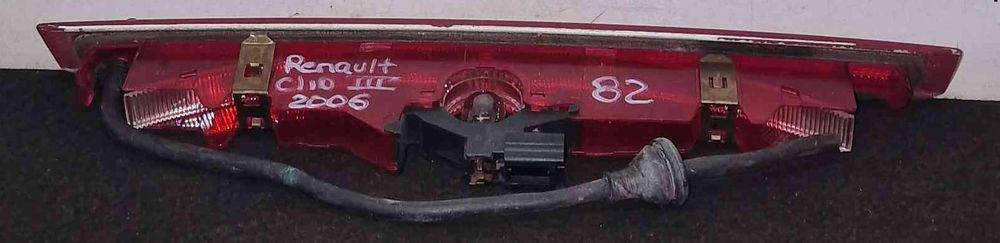 Luz Stop Adicional / 3º Stop - RENAULT CLIO III