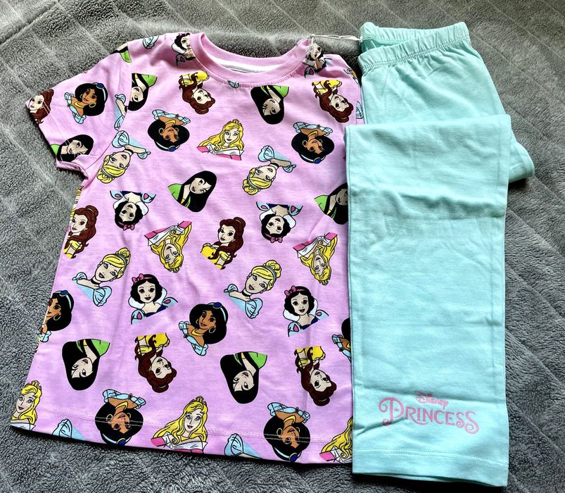 Pijamas Princesas Disney 4/5 anos - NOVO