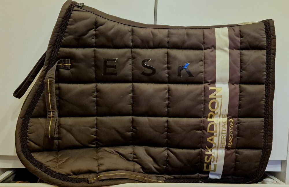 Czaprak Eskadron Big Square Glossy brązowy