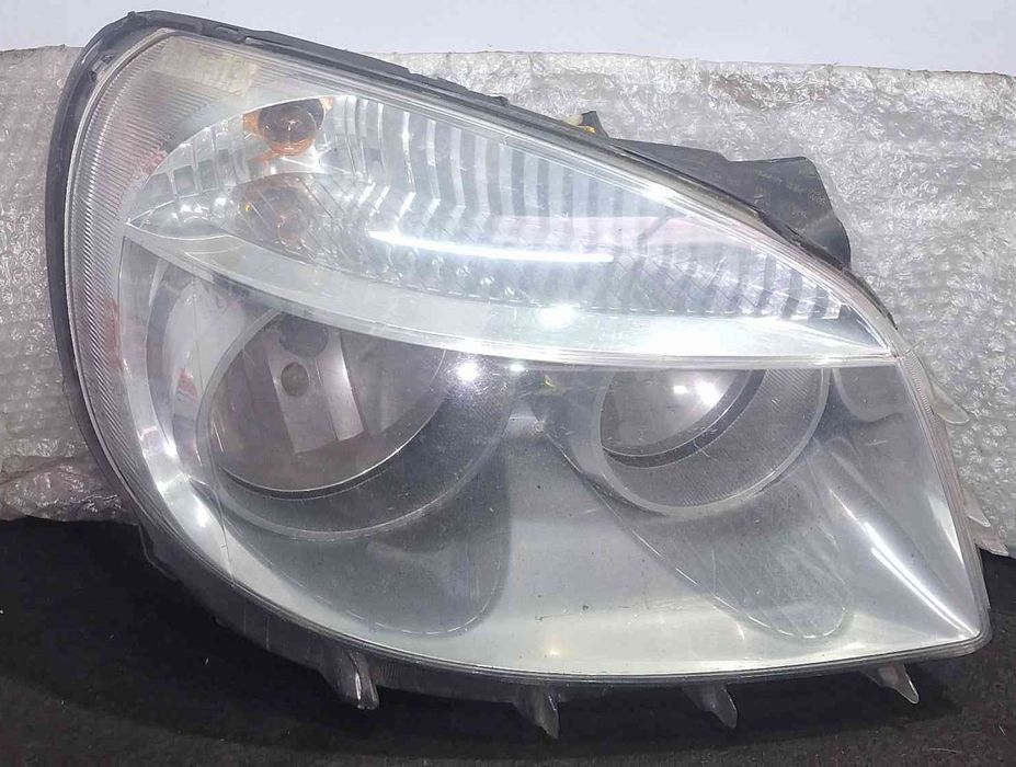 Ótica / Farol Direito FIAT DOBLO Caixa/monovolume (223_) ano 2006