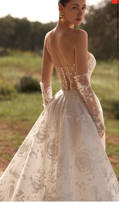 Suknia ślubna kolekcja 2025