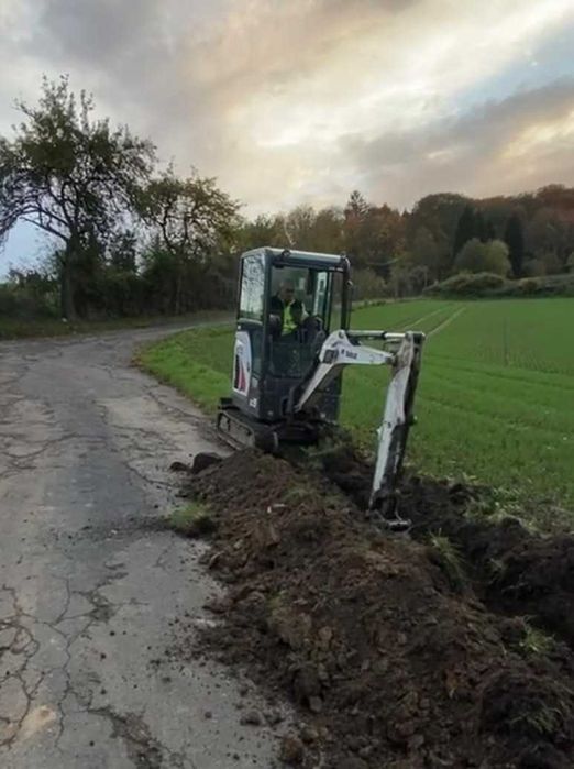 Wynajem minikoparki Bobcat E19