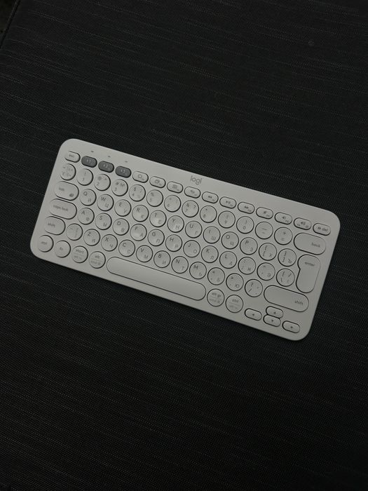 Бездротова клавіатура Logitech K380