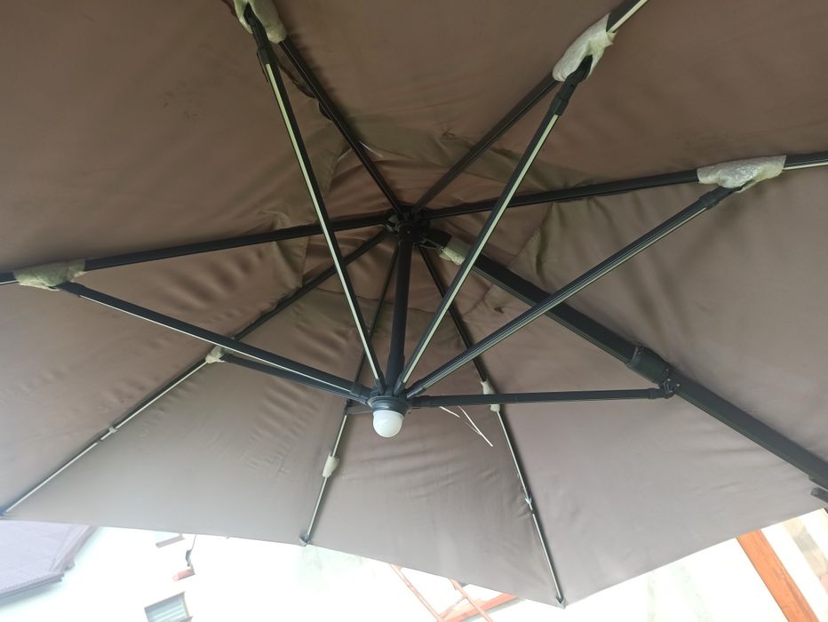 Parasol tarasowy rozkladany 3x3m