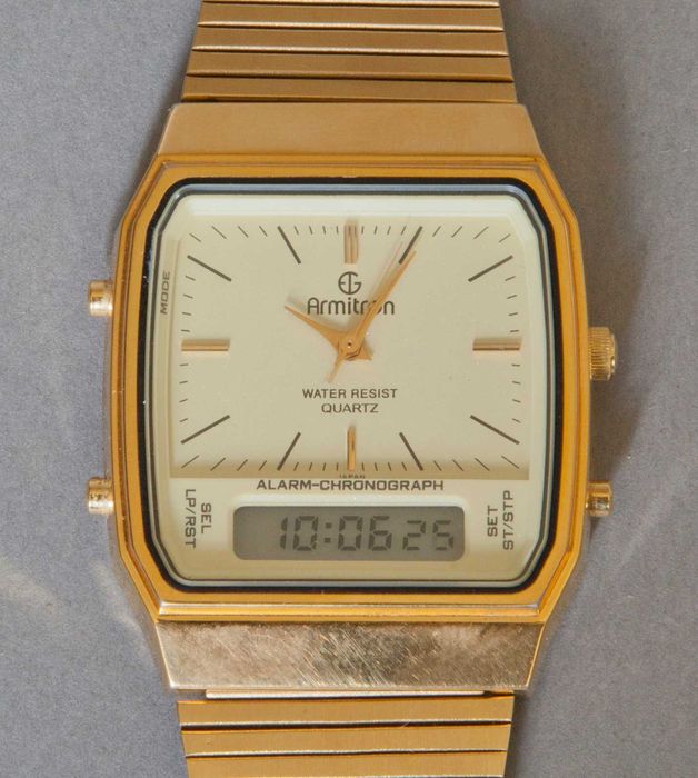 Nieużywany kolekcjonerski Armitron Alarm-Chronograph Quartz pozłacany?