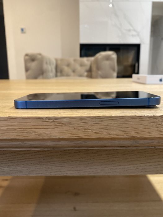 Iphone 13 niebieski