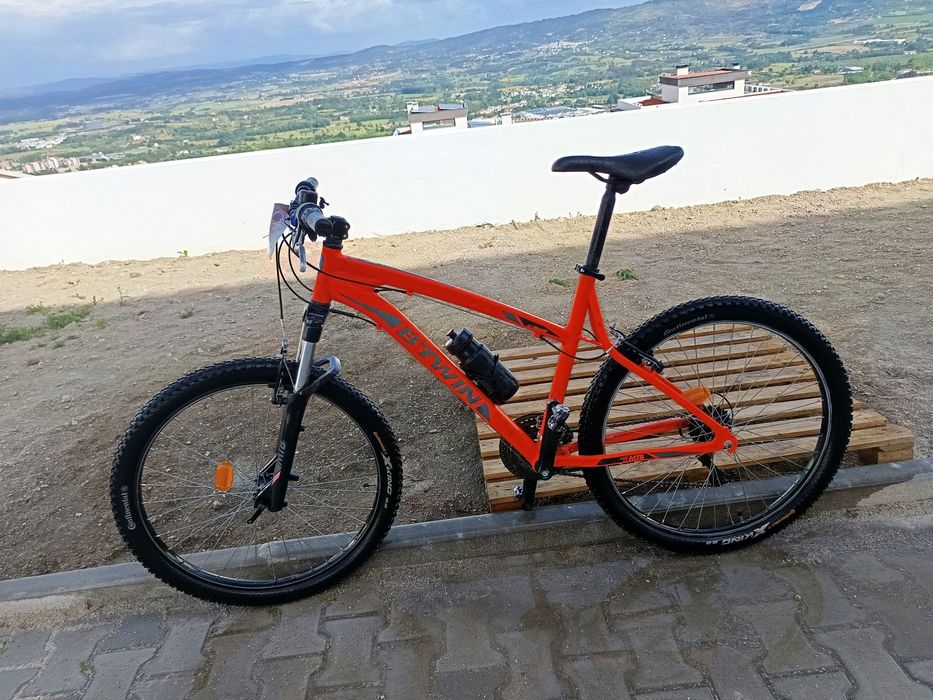 Bicicleta b-twin roda 26