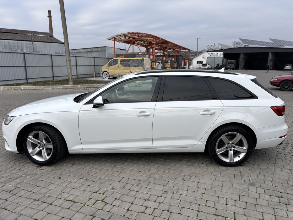 Audi A4 B9 Avant 2018рік