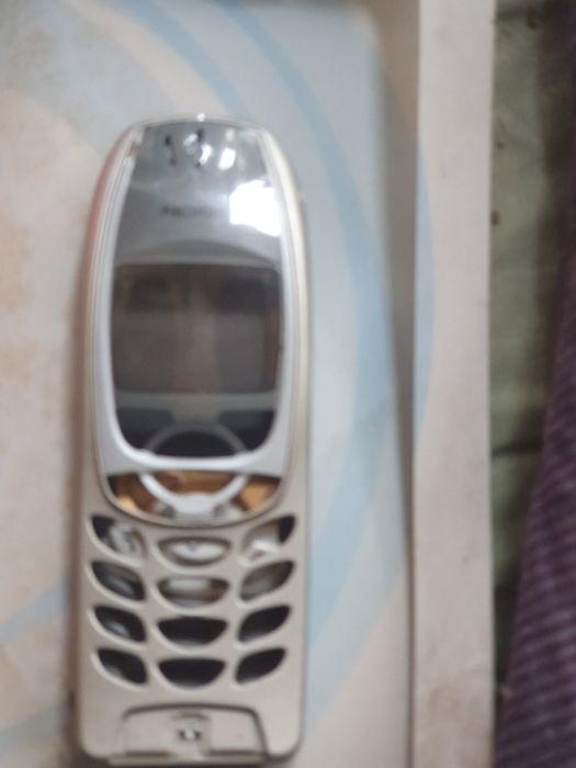 Acessórios variados para nokias antigos, sem qualquer uso