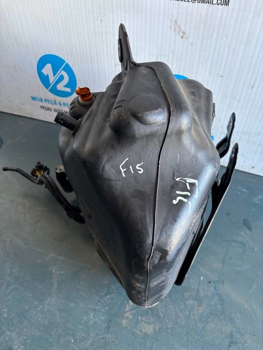 Deposito de AdBlue BMW F15