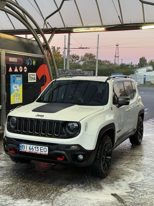 Jeep renegade trailhawk