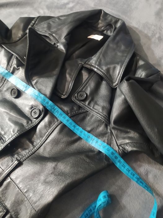 Шкіряна куртка розмір s