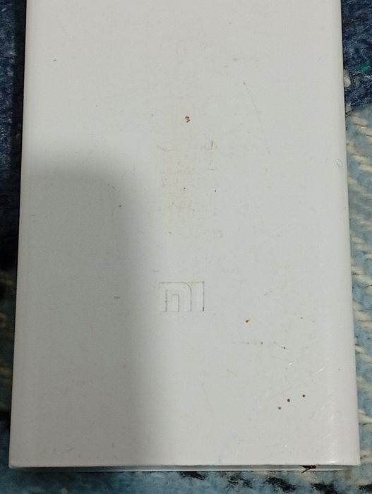 Duas Power Banks da MI de 20000mAh cada uma