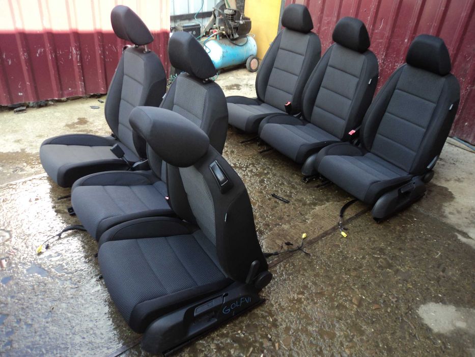 VW Гольф 6 на буси з відкидними спинками сидіння мерс рено ман опель