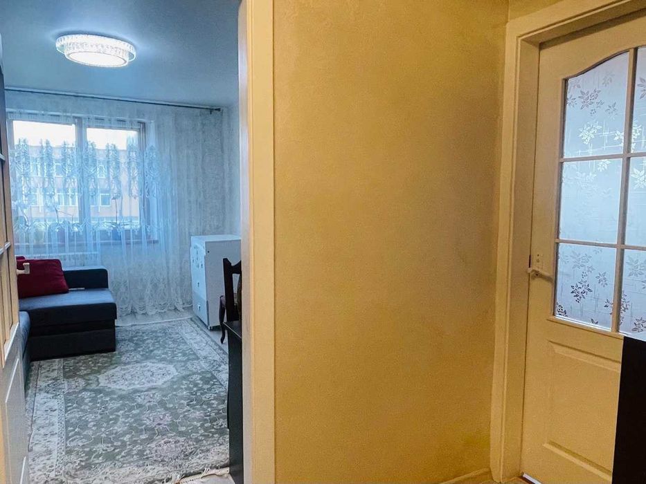 Продам двокімнатну квартиру в смт Квасилів.