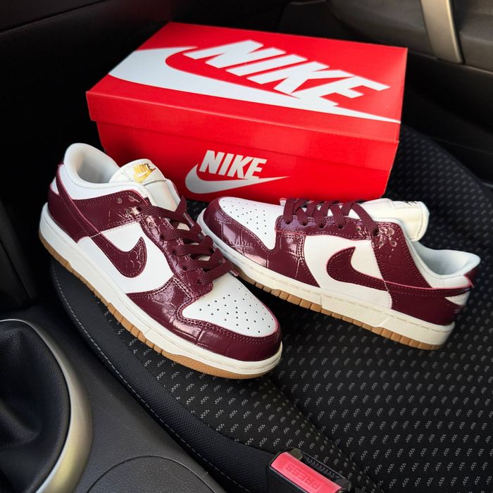 Кросівки Кроссовки Nike  sb dunk Burgundy Croc Red Бургунди Бургунді Кросовки демісезон