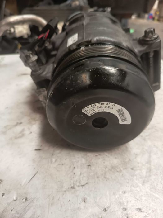 Compressor de AC Mercedes W204 Ref: 4472605992/// A0032308711