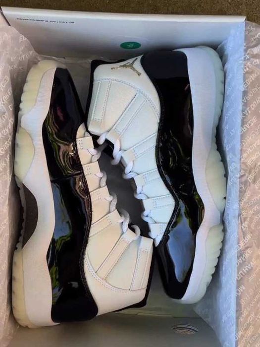 NikeAir Jordan11RetroDMP Gratitude R.38