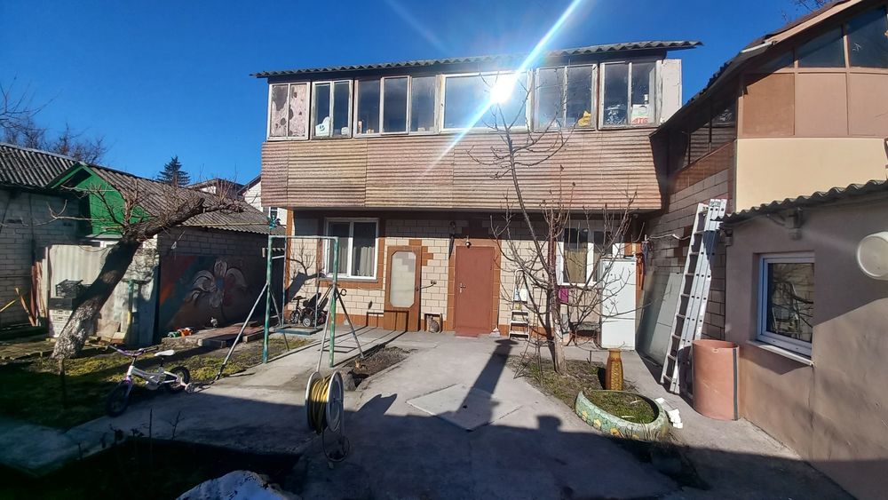 Продаж будинку район 3 міської лікарні