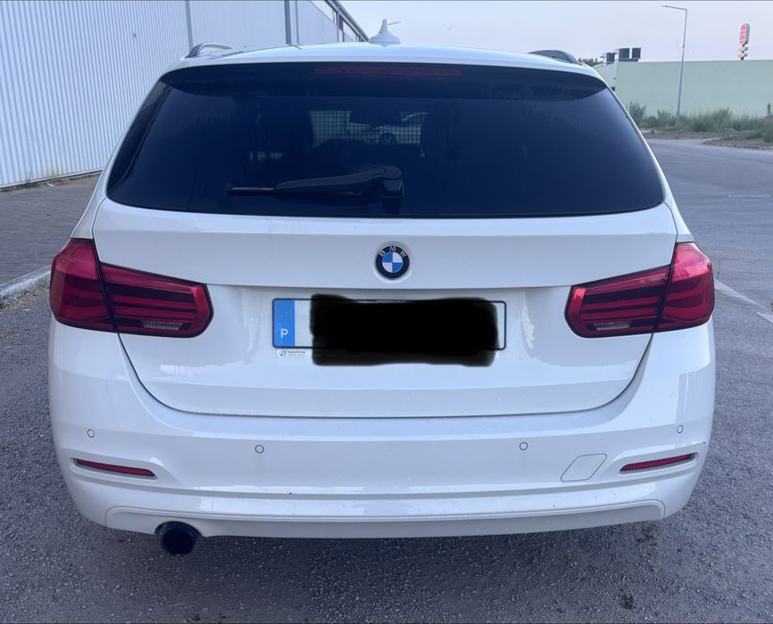BMW 318I. — photo 3
