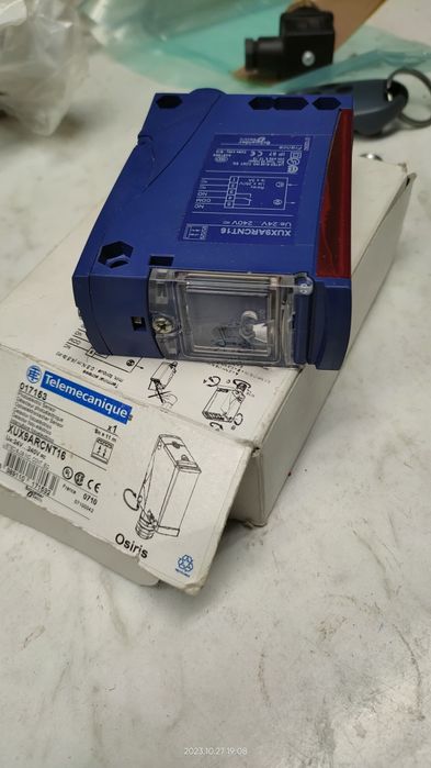 XUX9ARCNT16 Schneider Electric