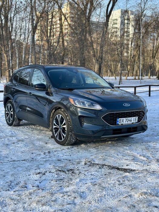 Ford Escape 2022 гибрид HEV