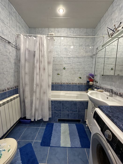 Продаж будинку на Стратосверній