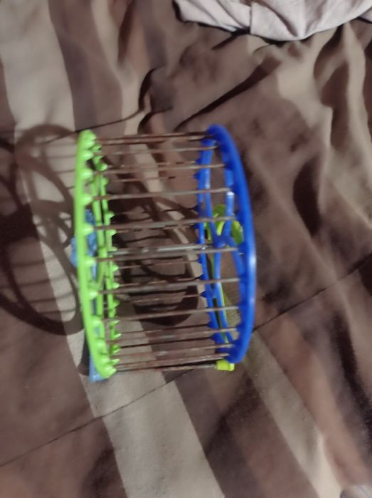 Продам сенницу для больших грызунов, много разных клеток