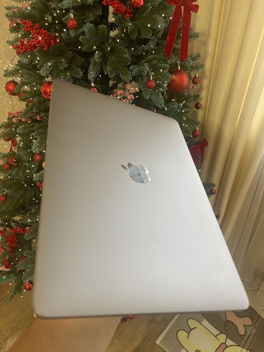 Apple MacBook Pro 13" 2020 Intel Core i5 256GB SSD