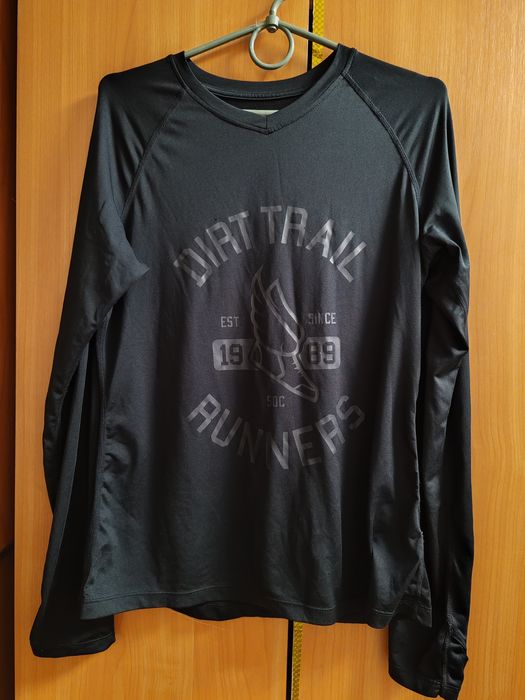 Одяг для спорту, термо кофти,лосіни.